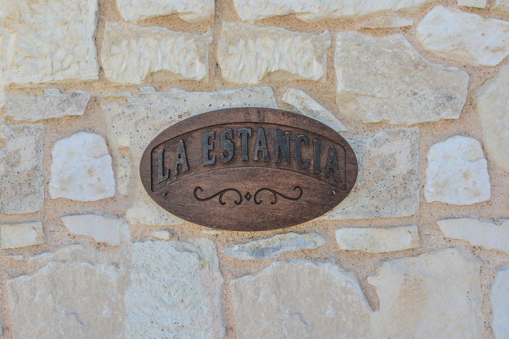 La Estancia Полис Экстерьер фото