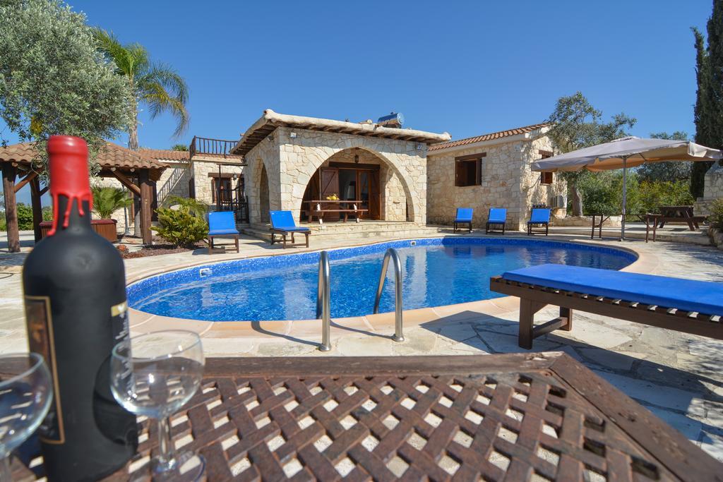 La Estancia Полис Экстерьер фото