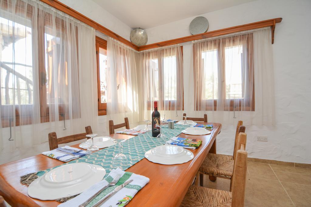 La Estancia Полис Экстерьер фото